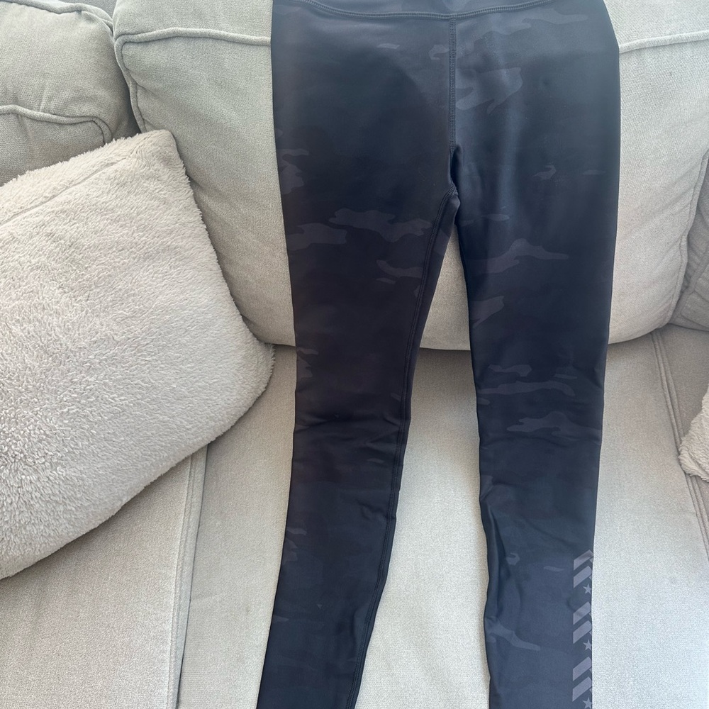 Barry’s Bootcamp Black Camouflage Leggings